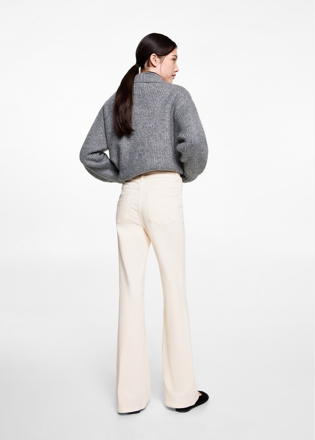 Mango Flared Jeans mit Taschen Räumungsverkauf