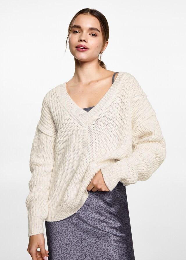Mango Oversized-Pullover mit V-Ausschnitt zollfrei