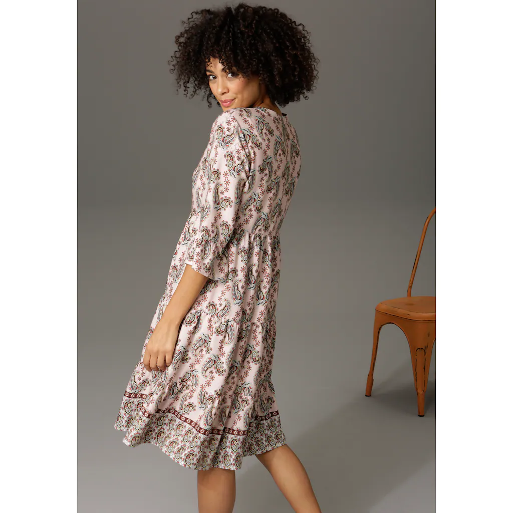 Aniston CASUAL Tunikakleid mit verspielten Paisley-Druck Nur für heute
