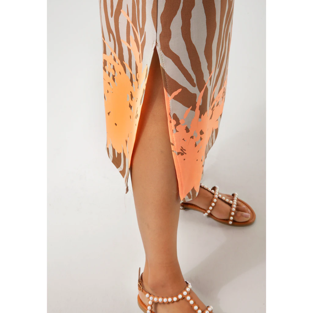 Aniston CASUAL Sommerkleid mit Zebrastreifen und extravagantem Bordüren-Druck - NEUE KOLLEKTION Bis zu 65% Rabatt