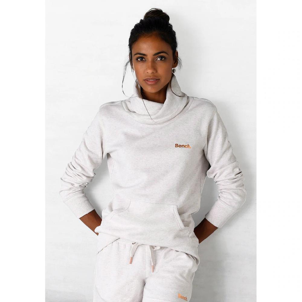 Bench. Loungewear Longsweatshirt mit Stehkragen in Layeroptik und Kängurutasche Loungewear Blitzangebot
