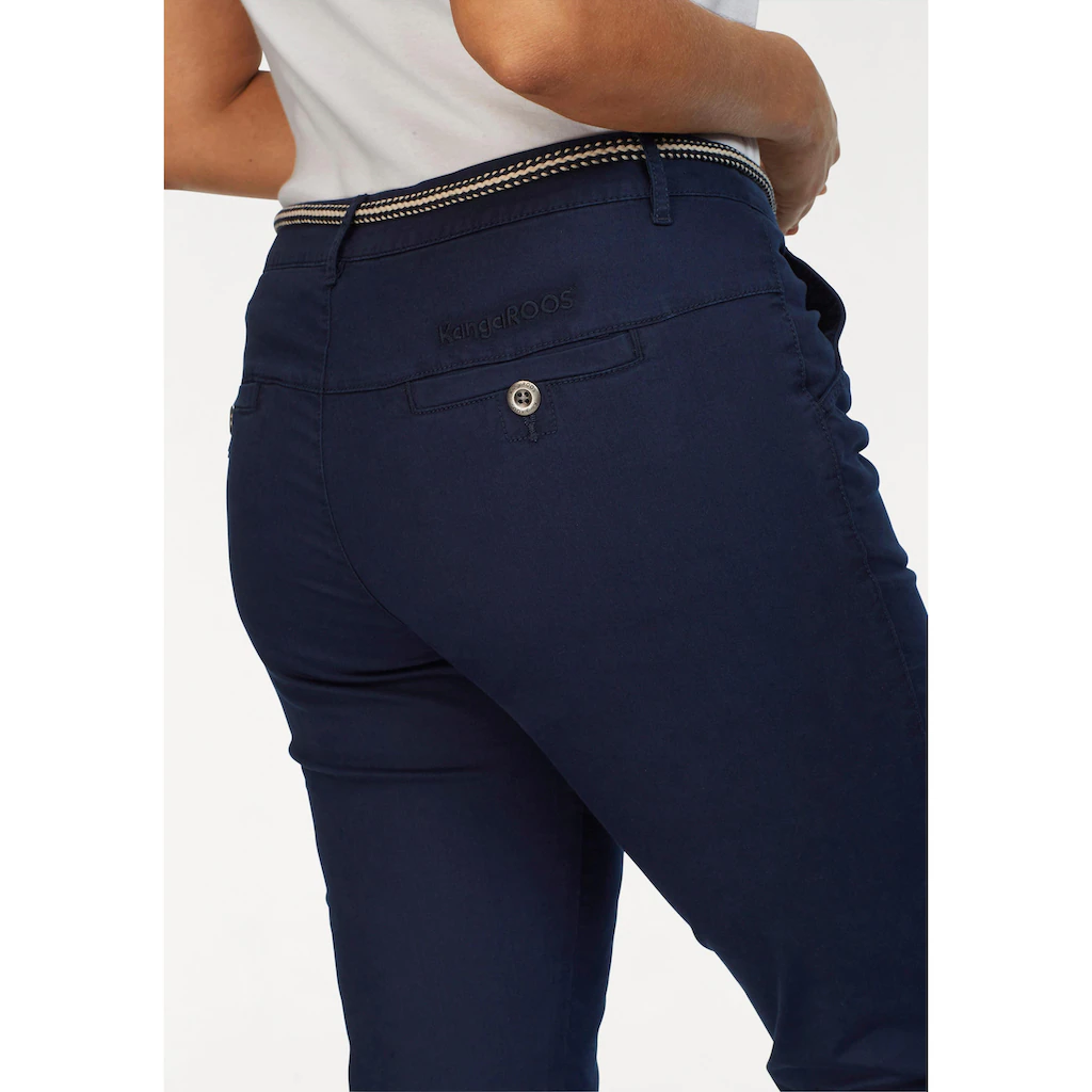 KangaROOS Chinohose (Set 2 tlg. mit Gürtel) in schmaler Form mit Kordel zu binden Große Rabatte