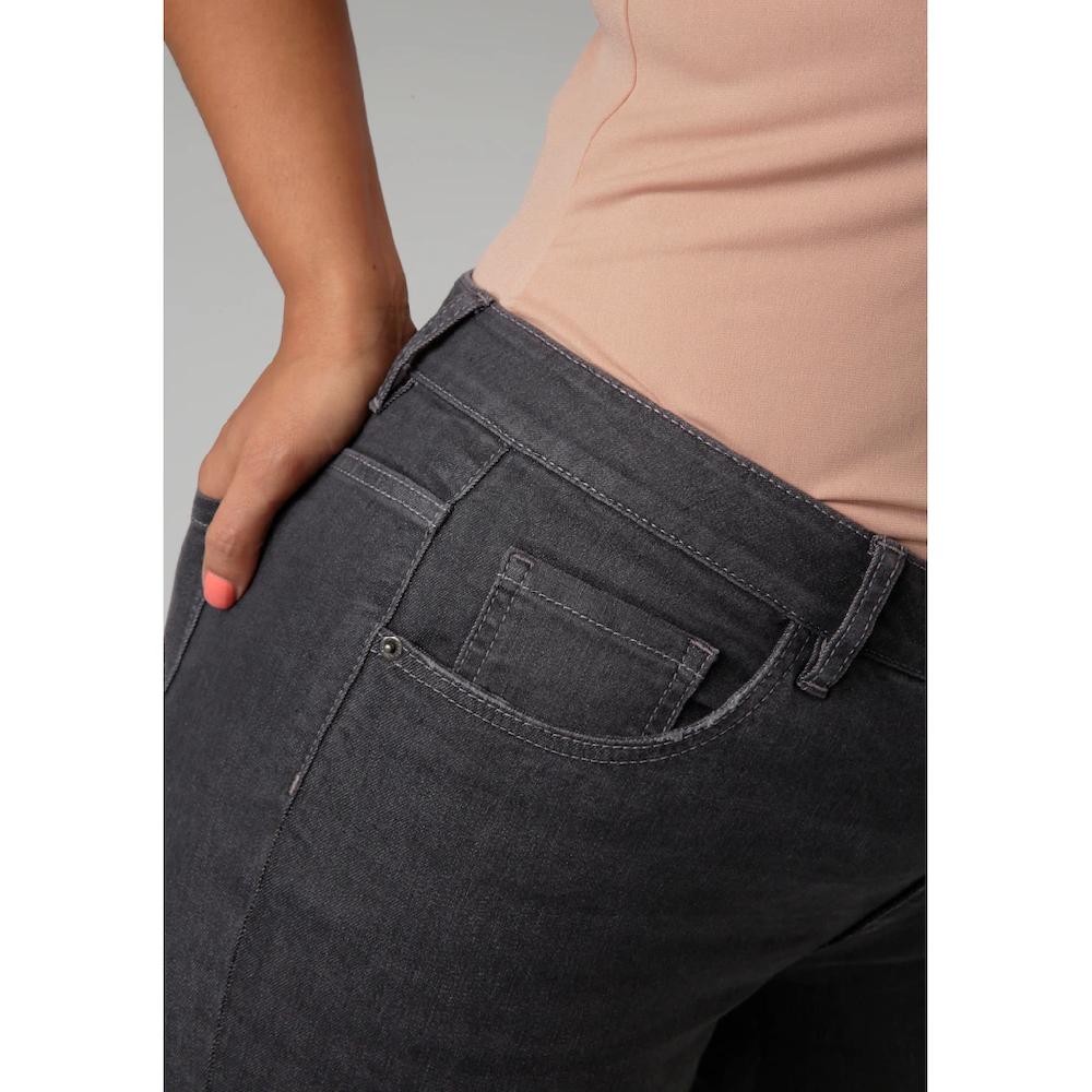 Aniston PLUS Straight-Jeans mit leichtem Used-Effekt - NEUE KOLLEKTION Muttertagsangebot