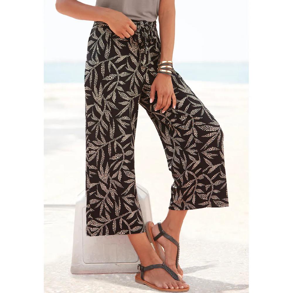 LASCANA Culotte (mit Bindegürtel) mit Blätterdruck luftige Sommerhose in 7/8-Länge Strandhose Letzter Tag