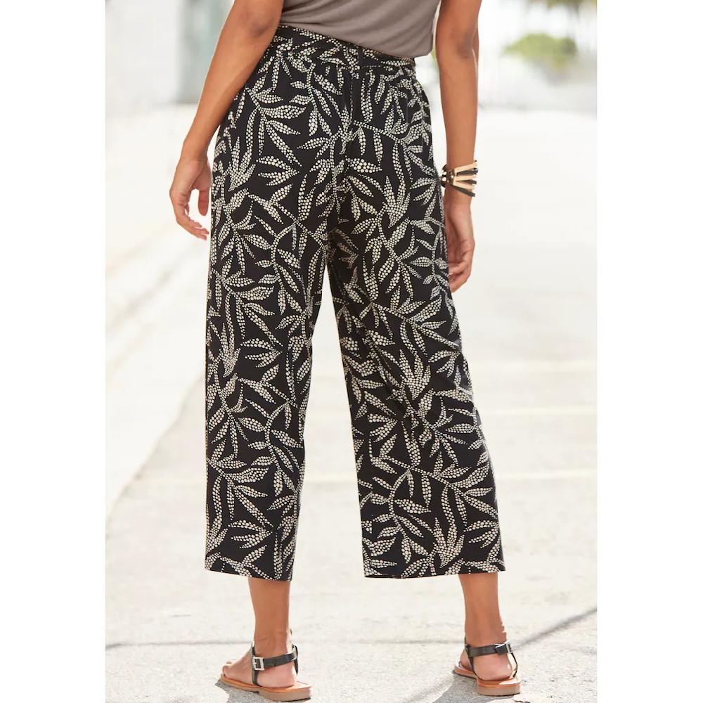 LASCANA Culotte (mit Bindegürtel) mit Blätterdruck luftige Sommerhose in 7/8-Länge Strandhose Letzter Tag