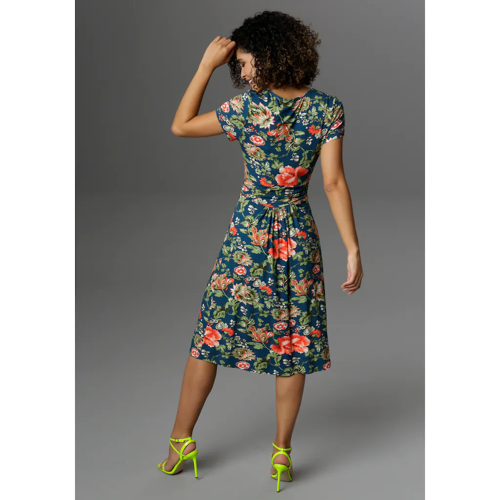 Aniston CASUAL Sommerkleid mit farbenfrohem Blumendruck Clearance-Verkauf