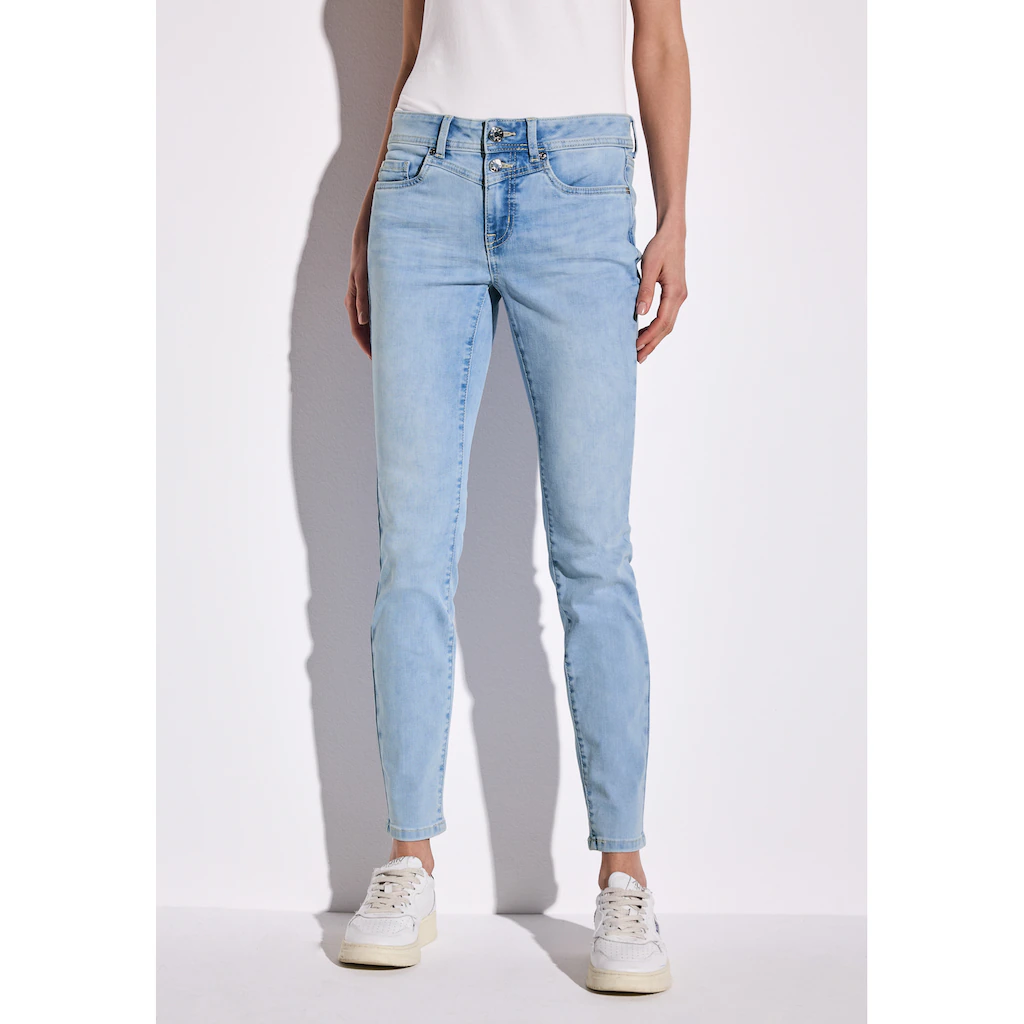 STREET ONE Slim-fit-Jeans aus Baumwolle mit Stretchanteil Letzte 3 Tage