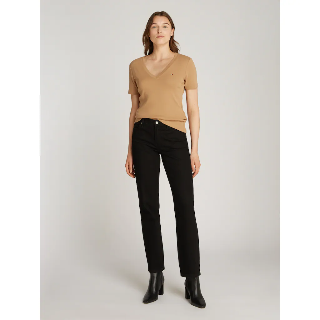 Tommy Hilfiger Straight-Jeans »CLASSIC STRAIGHT RW ECRU« mit Logo-Badge in Knöchellänge Begrenzt auf 3 Tage