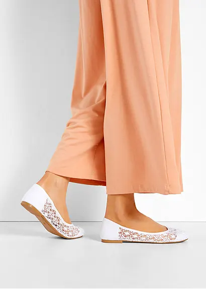 bonprix Verspielte Ballerina mit Spitze - weiß - Damen Kostenloser Versand international