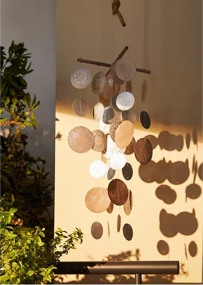 bonprix Wunderschönes Capiz-Windspiel - braun - Wohnen & Garten JETZT KAUFEN